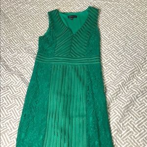 Green v neck dress